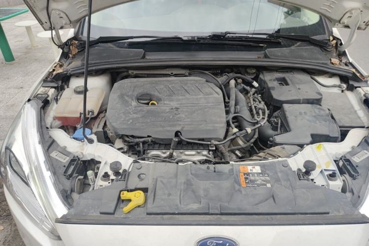Used Ford Focus 2017 Hatchback EcoBoost 180 Automatic Elite Model Engine Bay