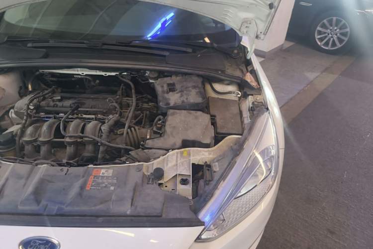 Used Ford Focus 2017 Hatchback 1.6L Automatic Fashion Edition Smart Drive Version Engine Bay Left