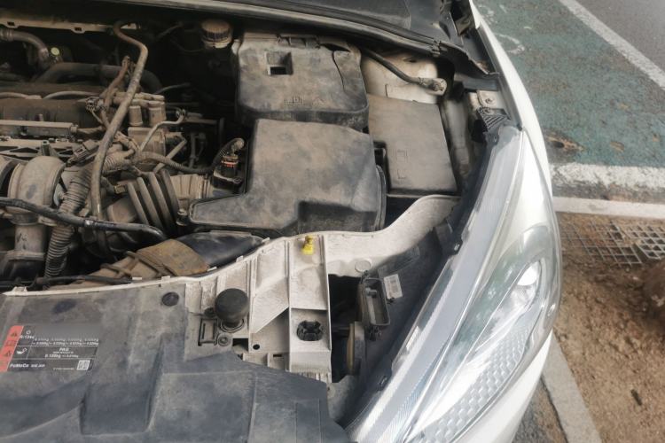 Used Ford Focus 2017 Hatchback 1.6L Automatic Comfort Plus SmartDrive Edition Engine Bay Left
