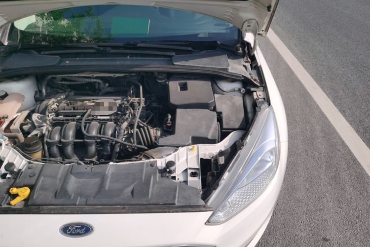 Used Ford Focus 2017 Hatchback 1.6L Automatic Comfort Plus SmartDrive Edition Engine Bay Left