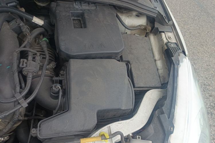 Used Ford Focus 2017 1.5T CTCC White and Black Limited Edition Engine Bay Left