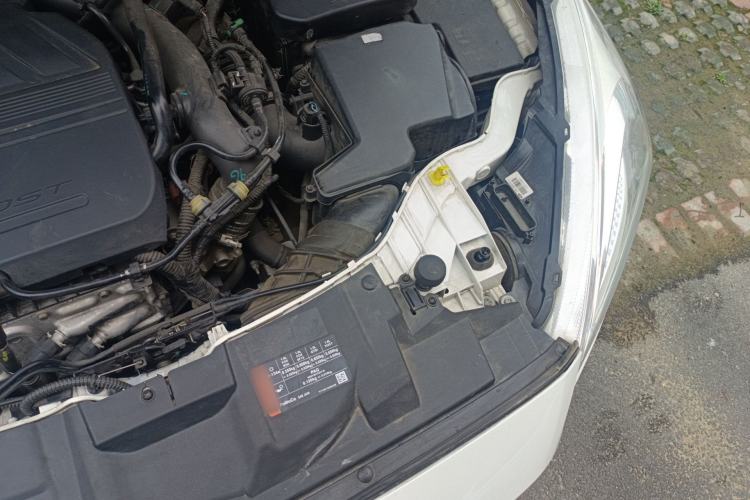 Used Ford Focus 2017 Sedan EcoBoost 180 Automatic Elite Model Engine Bay Left