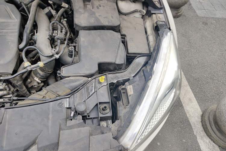 Used Ford Focus 2017 Sedan EcoBoost 180 Automatic Elite Model Engine Bay Left