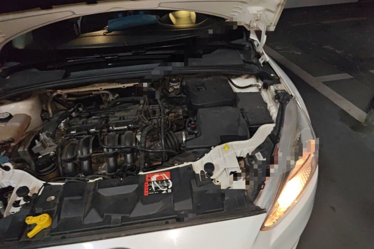 Used Ford Focus 2017 Sedan 1.6L Manual Fashion Edition Smart Drive Version Engine Bay Left