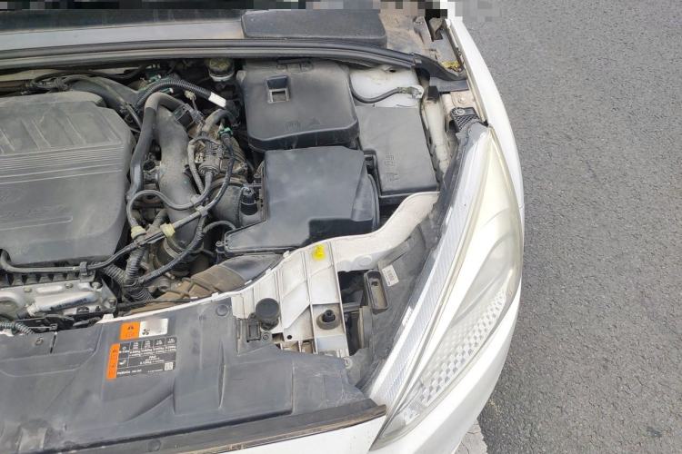 Used Ford Focus 2017 Sedan EcoBoost 180 Automatic Elite Model Engine Bay Left
