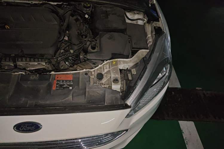 Used Ford Focus 2017 Sedan EcoBoost 180 Automatic Elite Model Engine Bay Left