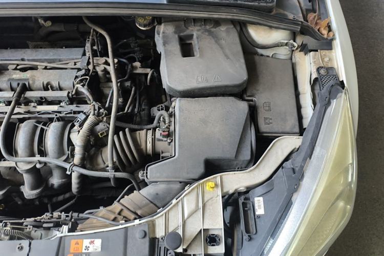 Used Ford Focus 2017 Hatchback 1.6L Automatic Comfort Plus SmartDrive Edition Engine Bay Left