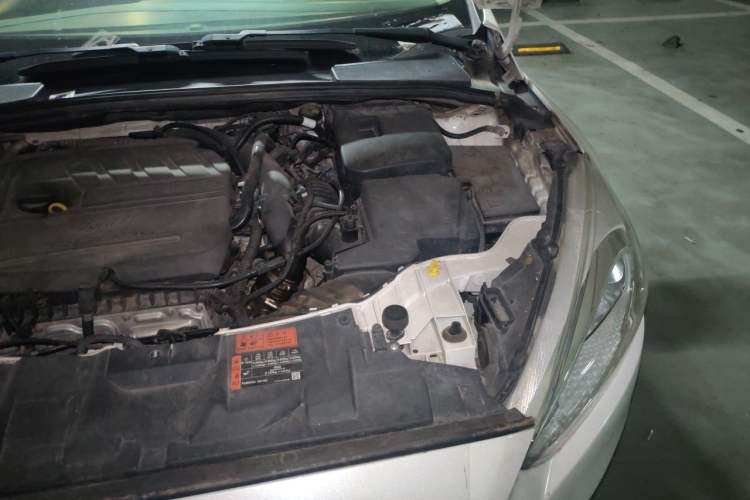 Used Ford Focus 2017 Sedan EcoBoost 180 Automatic Elite Model Engine Bay Left
