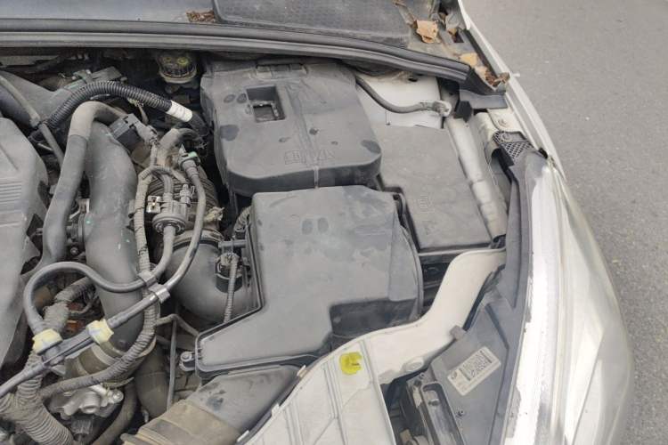 Used Ford Focus 2017 Hatchback EcoBoost 180 Automatic Elite Model Engine Bay Left