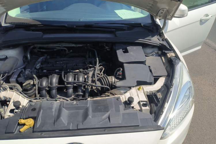 Used Ford Focus 2017 Sedan 1.6L Automatic Fashion Edition Smart Drive Version Engine Bay Left