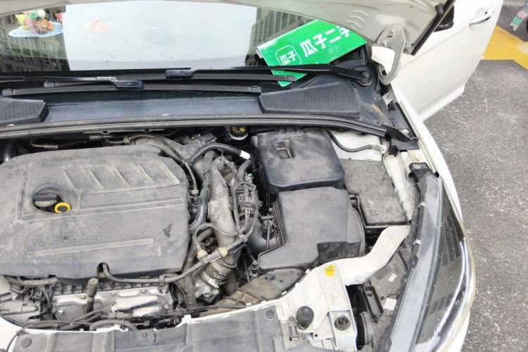 Used Ford Focus 2017 Hatchback EcoBoost 180 Automatic Sport Model Engine Bay Left