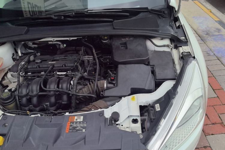 Used Ford Focus 2017 Hatchback 1.6L Manual Comfort Plus SmartDrive Edition Engine Bay Left