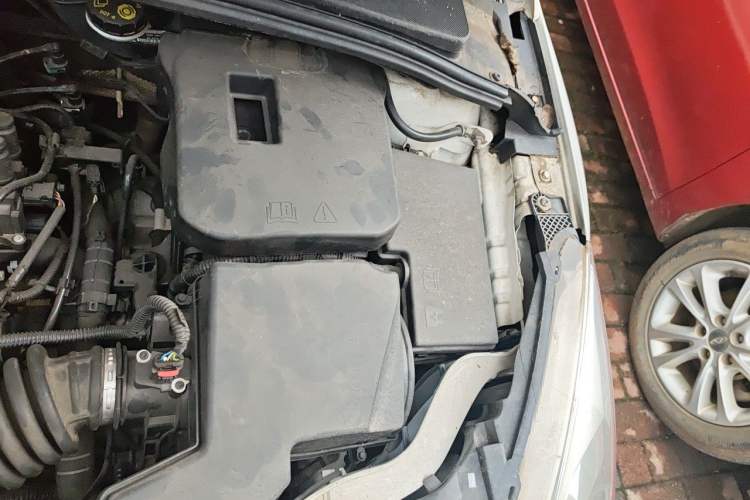 Used Ford Focus 2017 Sedan 1.6L Automatic Comfort Plus SmartDrive Edition Engine Bay Left