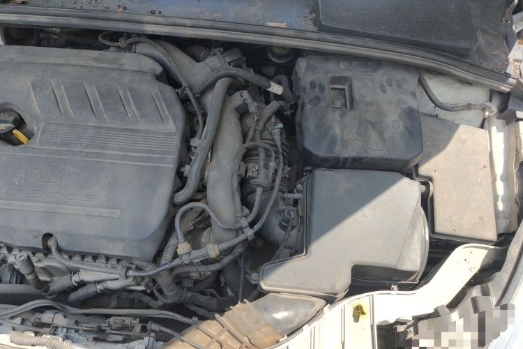 Used Ford Focus 2017 Hatchback EcoBoost 180 Automatic Sport Model Engine Bay Left