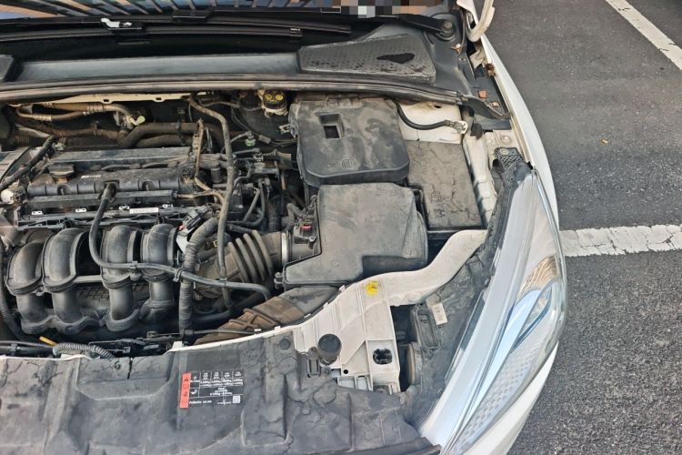 Used Ford Focus 2017 Hatchback 1.6L Automatic Comfort Plus SmartDrive Edition Engine Bay Left