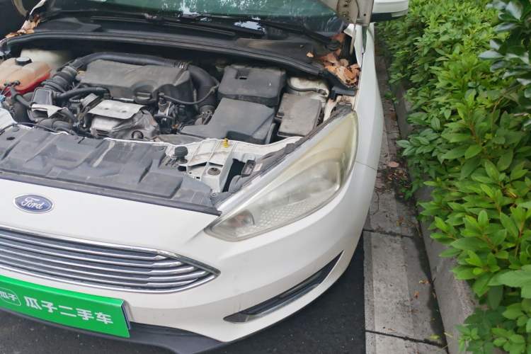 Used Ford Focus 2017 Sedan EcoBoost 125 Automatic Supreme Style SmartDrive Edition Engine Bay Left