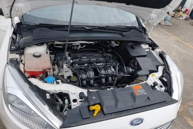 Used Ford Focus 2017 Sedan 1.6L Automatic Fashion Edition Smart Drive Version Engine Bay