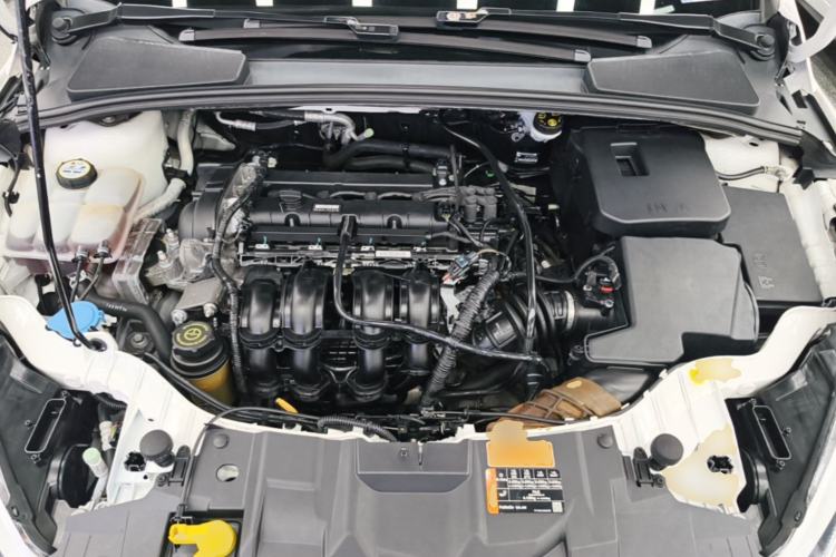 Used Ford Focus 2017 Sedan 1.6L Automatic Fashion Edition Smart Drive Version Engine Bay