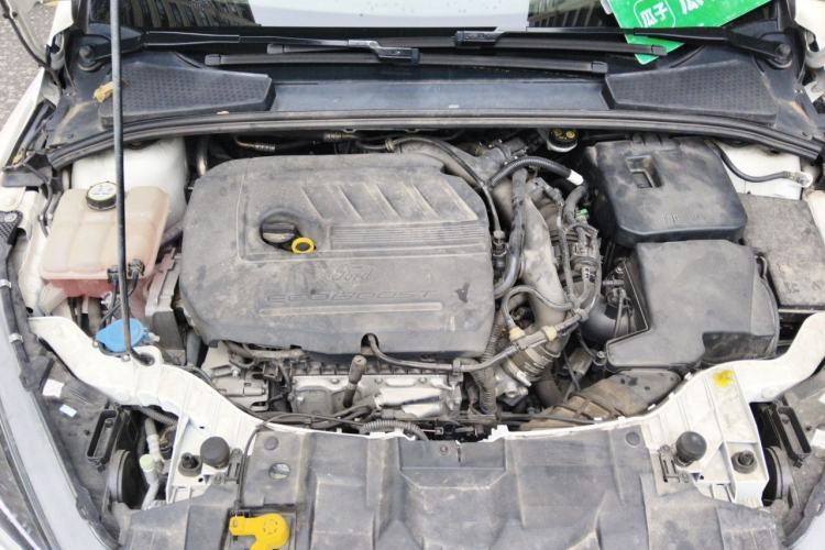 Used Ford Focus 2017 Hatchback EcoBoost 180 Automatic Sport Model Engine Bay