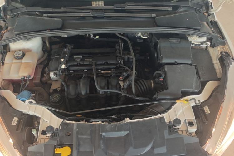 Used Ford Focus 2017 Hatchback 1.6L Automatic Comfort Plus SmartDrive Edition Engine Bay