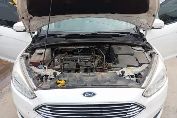 Used Ford Focus 2017 Sedan 1.6L Manual Comfort Plus SmartDrive Edition Engine Bay