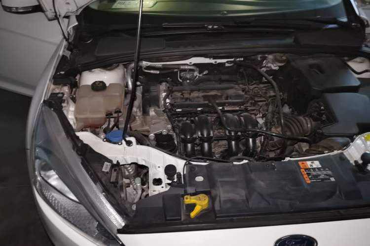 Used Ford Focus 2017 Hatchback 1.6L Automatic Fashion Edition Smart Drive Version Engine Bay Right