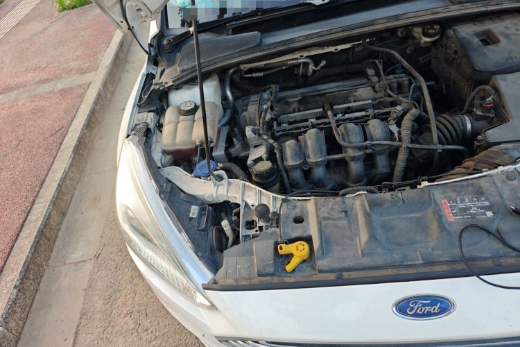 Used Ford Focus 2017 Sedan 1.6L Automatic Comfort Plus SmartDrive Edition Engine Bay Right