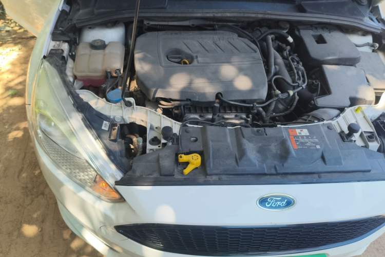 Used Ford Focus 2017 1.5T CTCC White and Black Limited Edition Engine Bay Right