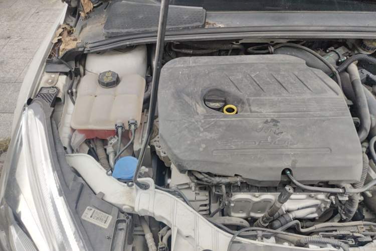 Used Ford Focus 2017 Hatchback EcoBoost 180 Automatic Elite Model Engine Bay Right