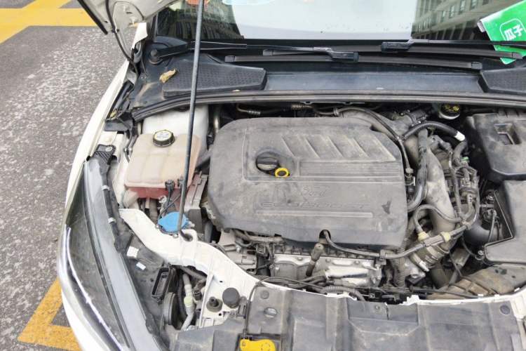 Used Ford Focus 2017 Hatchback EcoBoost 180 Automatic Sport Model Engine Bay Right