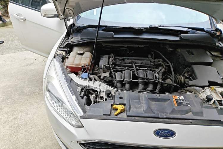 Used Ford Focus 2017 Hatchback 1.6L Automatic Fashion Edition Smart Drive Version Engine Bay Right