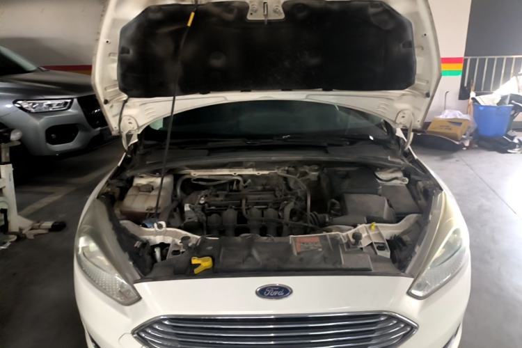 Used Ford Focus 2017 Sedan 1.6L Manual Fashion Edition Smart Drive Version Engine Bay