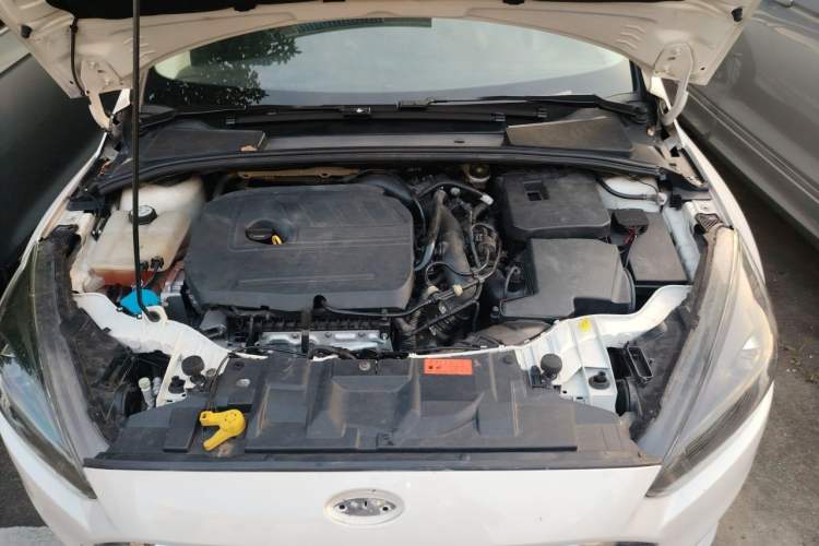 Used Ford Focus 2017 Hatchback EcoBoost 180 Automatic Sport Model Engine Bay