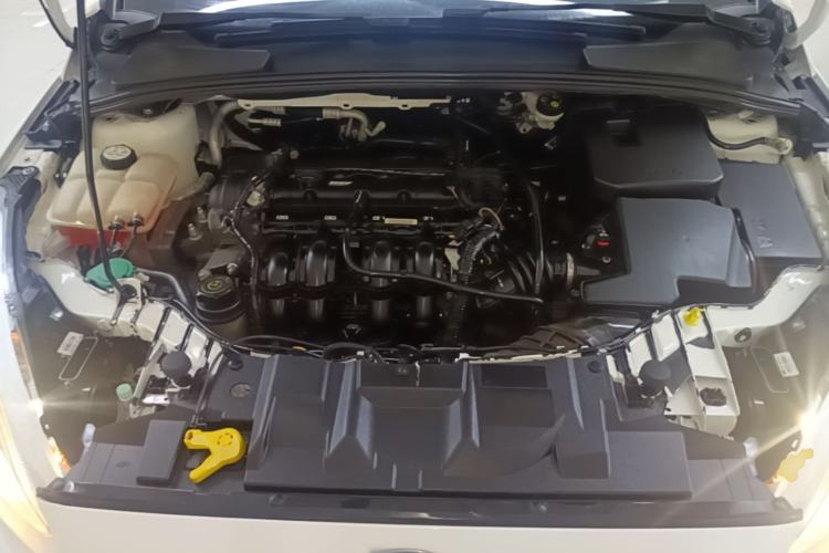 Used Ford Focus 2017 Hatchback 1.6L Automatic Fashion Edition Smart Drive Version Engine Bay
