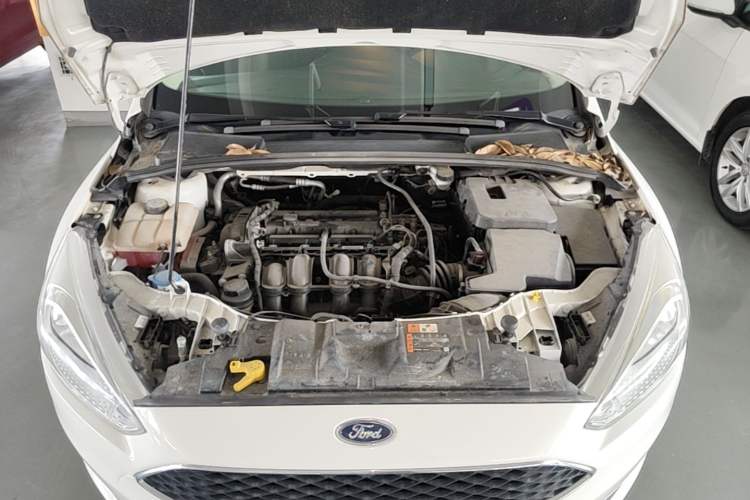 Used Ford Focus 2017 Hatchback 1.6L Automatic Comfort Plus SmartDrive Edition Engine Bay