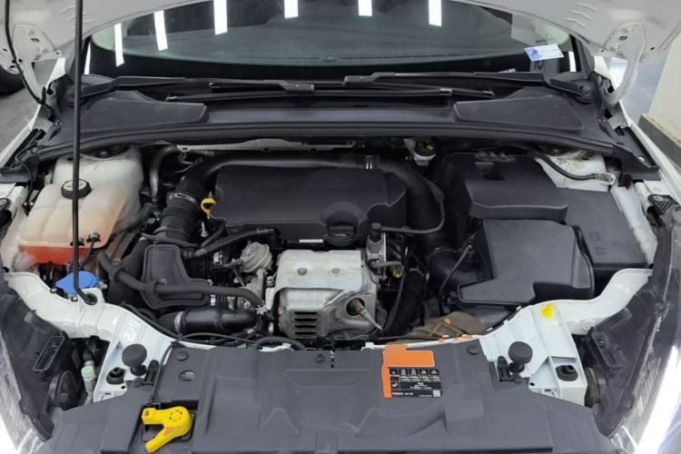 Used Ford Focus 2017 Hatchback EcoBoost 125 Automatic - Ultra-Powerful Style Edition with Smart Drive Features Engine Bay