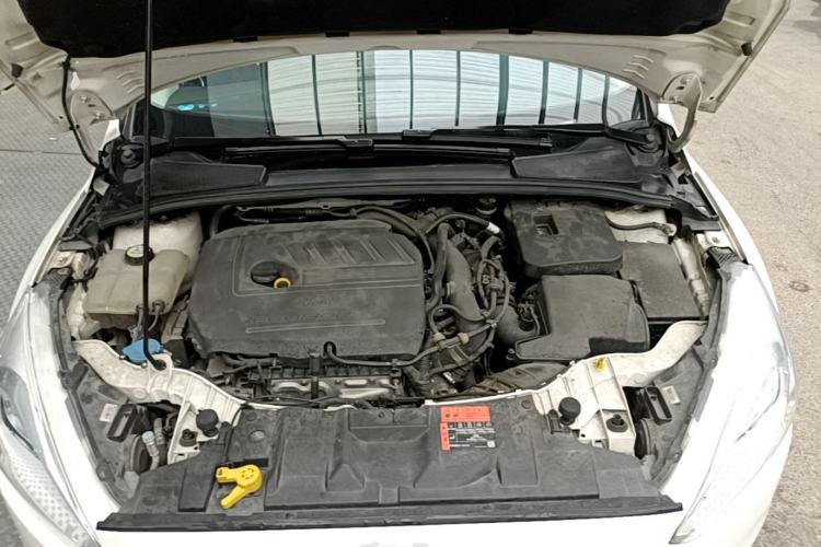 Used Ford Focus 2017 Sedan EcoBoost 180 Automatic Elite Model Engine Bay