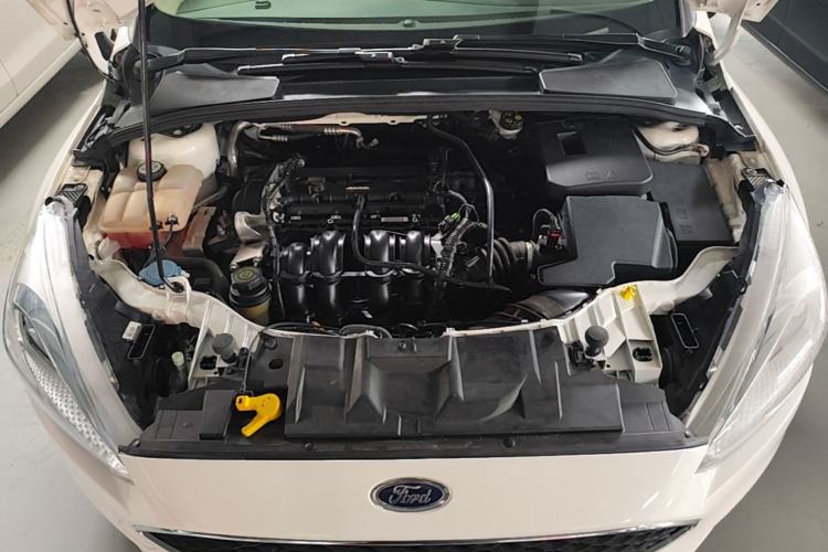 Used Ford Focus 2017 Hatchback 1.6L Automatic Comfort Plus SmartDrive Edition Engine Bay