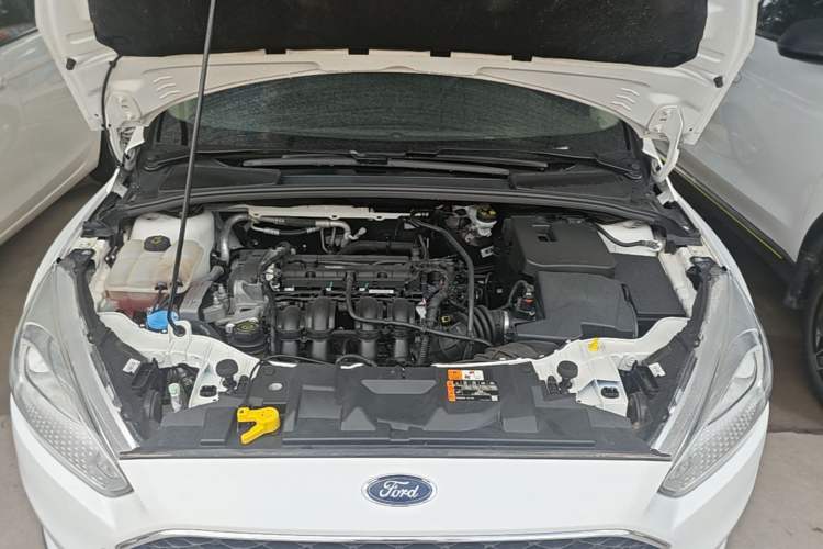 Used Ford Focus 2017 Hatchback 1.6L Automatic Comfort Plus SmartDrive Edition Engine Bay