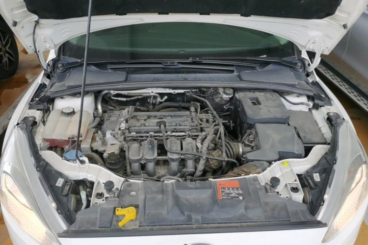 Used Ford Focus 2017 Hatchback 1.6L Automatic Comfort Plus SmartDrive Edition Engine Bay