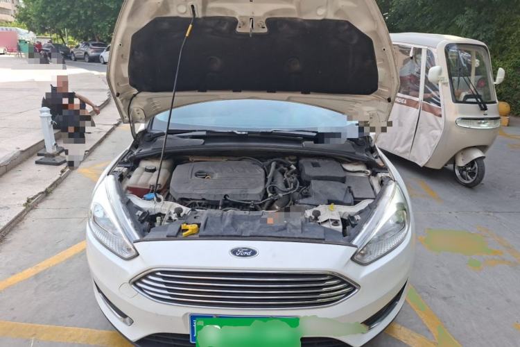 Used Ford Focus 2017 Sedan EcoBoost 180 Automatic Elite Model Engine Bay