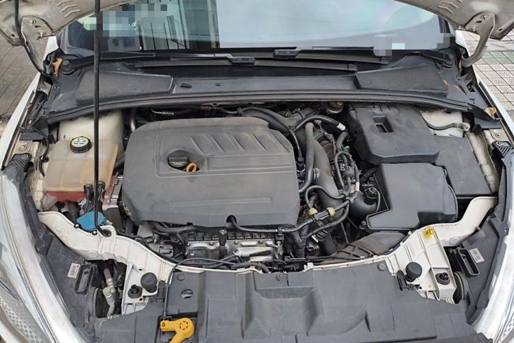 Used Ford Focus 2017 Sedan EcoBoost 180 Automatic Elite Model Engine Bay