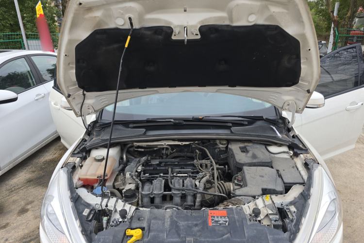 Used Ford Focus 2017 Sedan 1.6L Automatic Comfort Plus SmartDrive Edition Engine Bay