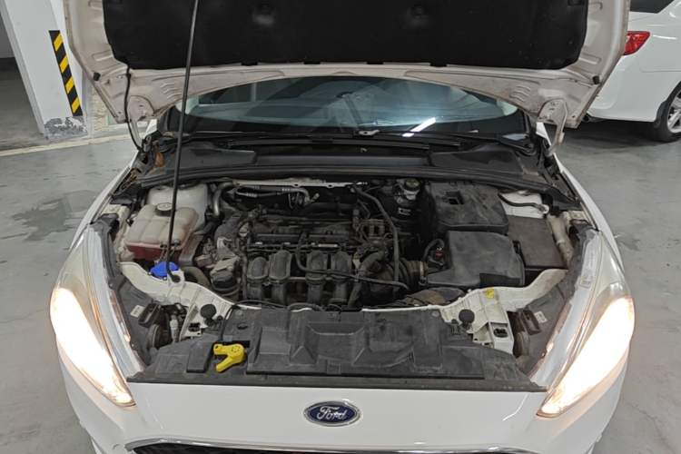 Used Ford Focus 2017 Hatchback 1.6L Automatic Fashion Edition Smart Drive Version Engine Bay