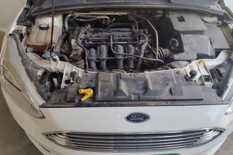 Used Ford Focus 2017 Sedan 1.6L Manual Comfort Plus SmartDrive Edition Engine Bay