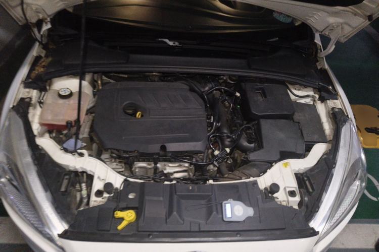 Used Ford Focus 2017 Hatchback EcoBoost 180 Automatic Elite Model Engine Bay