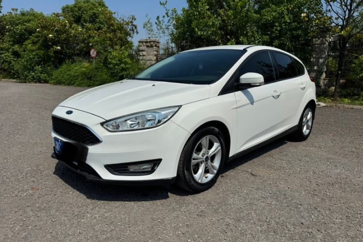 Used Ford Focus 2017 Hatchback 1.6L Automatic Comfort Plus SmartDrive Edition Guazi used car, China used car export, Used car for sale, Used cars, Cheapest cars for sale