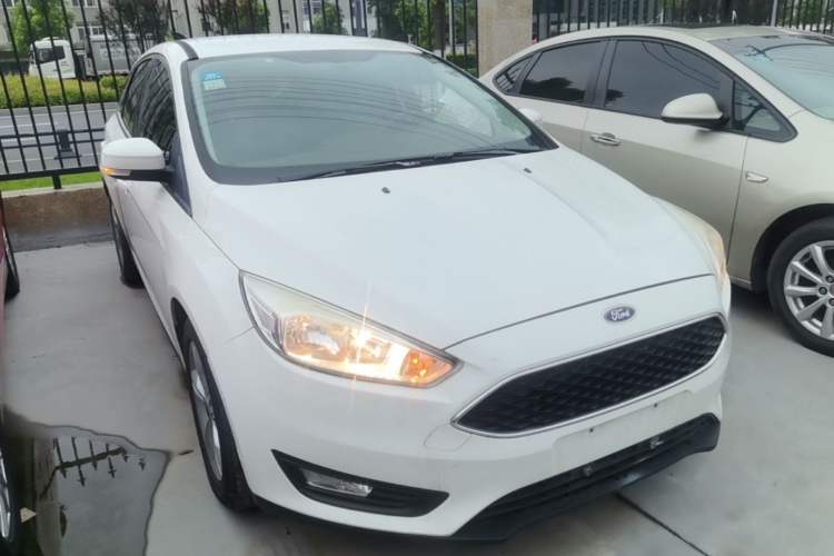 Used Ford Focus 2017 Hatchback 1.6L Automatic Comfort Plus SmartDrive Edition Exterior 1