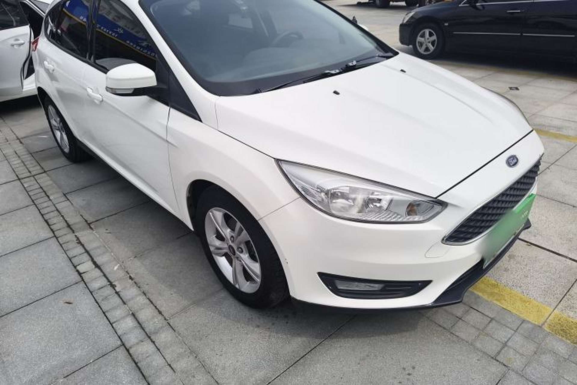 Used Ford Focus 2017 Hatchback 1.6L Automatic Comfort Plus SmartDrive Edition Exterior 1