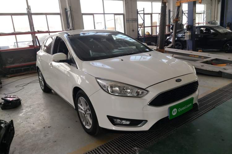 Used Ford Focus 2017 Hatchback 1.6L Automatic Fashion Edition Smart Drive Version Exterior 1